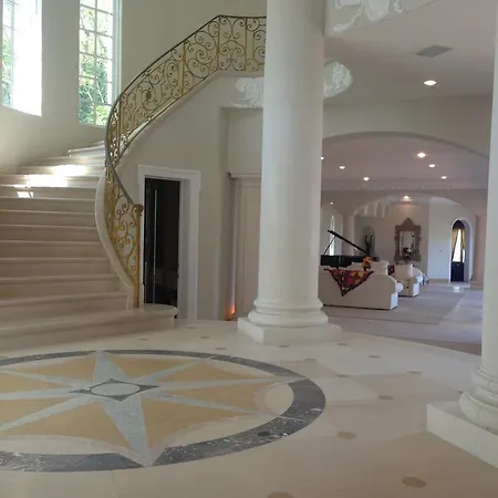 Stradella Court Mansion Villa